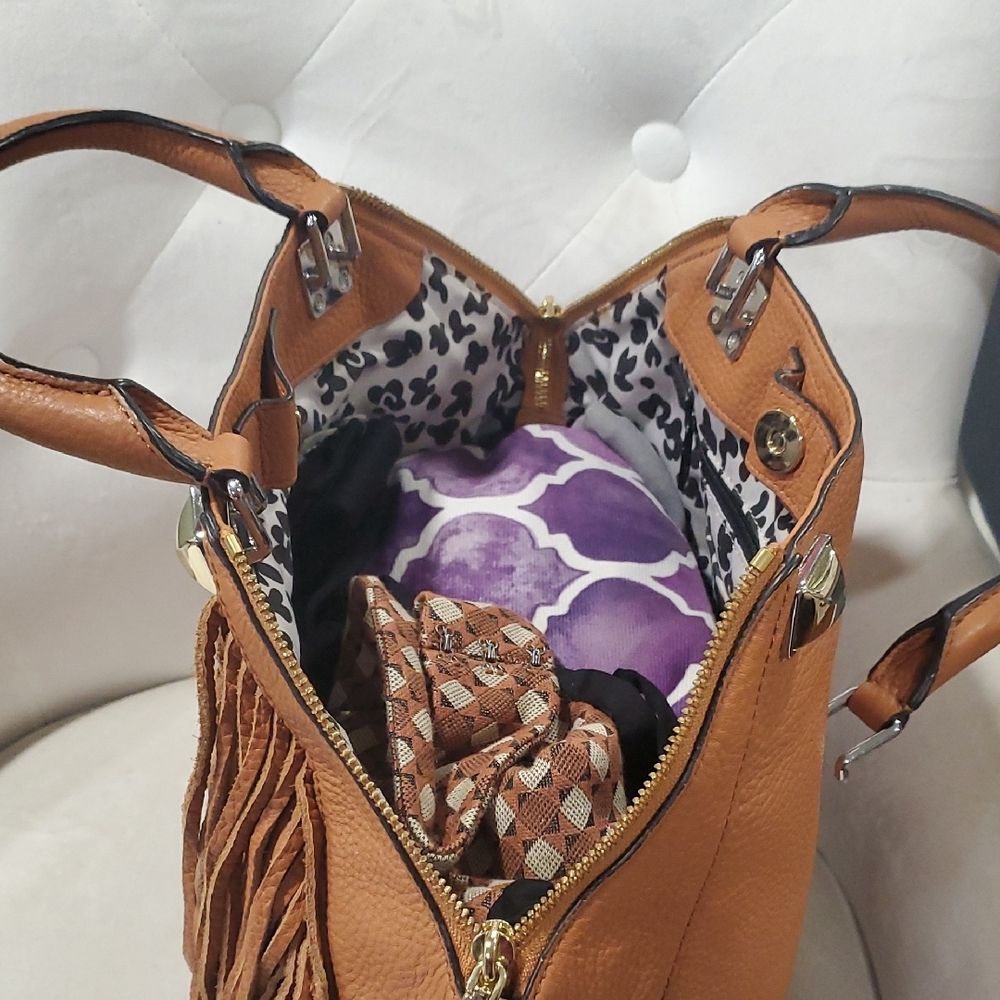 Flawed Rebecca Minkoff Tan Leather Fringe Hand Bag - Picture 9 of 17